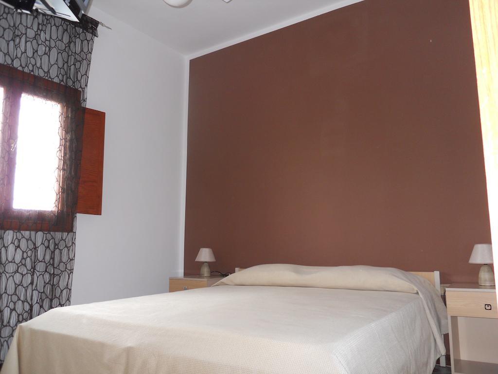 Hotel Coppa Di Cielo Пешичи Стая снимка