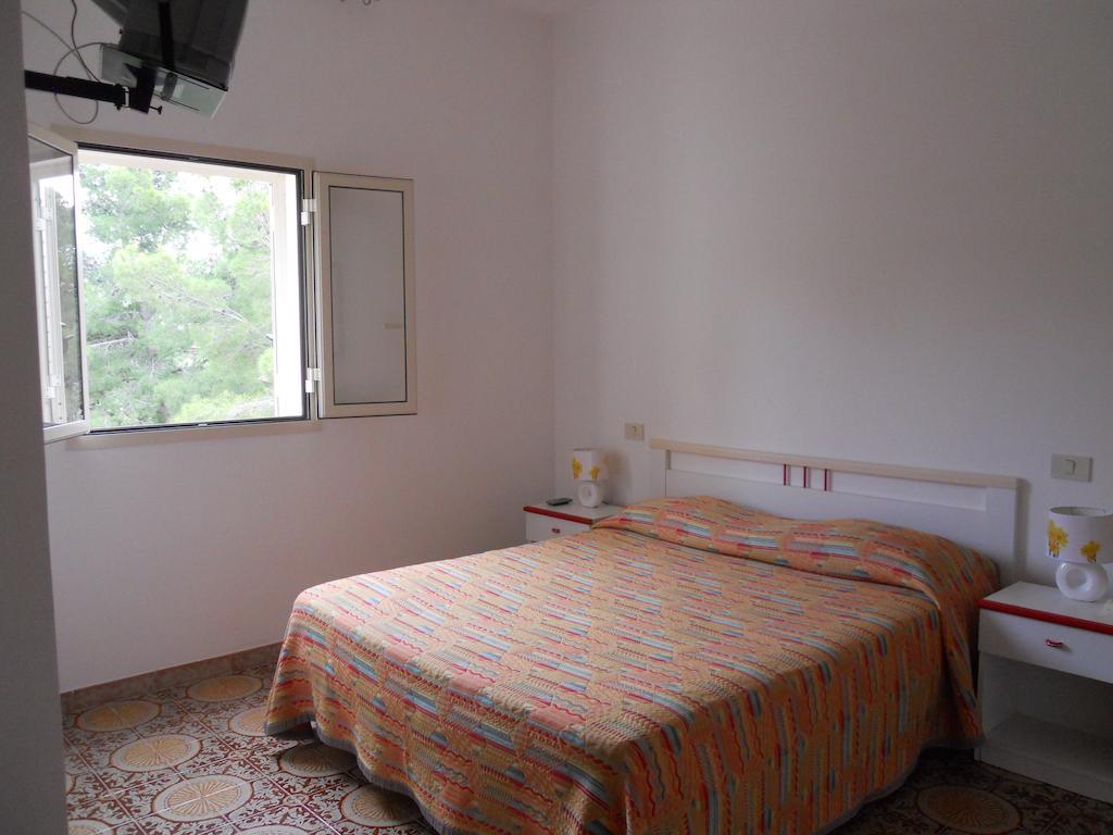 Hotel Coppa Di Cielo Пешичи Стая снимка