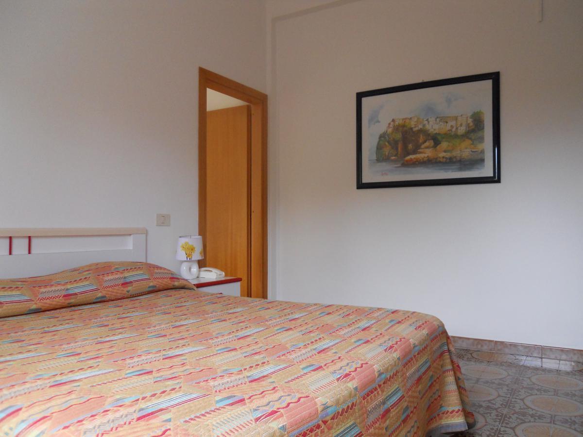 Hotel Coppa Di Cielo Пешичи Екстериор снимка